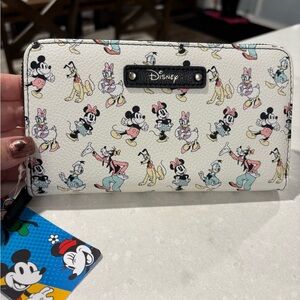 Disney White Character Pattern Wallet